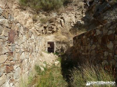 Mondalindo - Mina de plata del Indiano; excursion fin de semana solo mochilas trekking en madrid